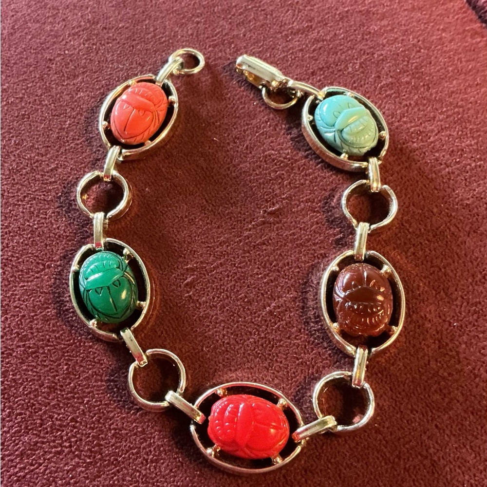 Vintage Carved Cabochon Scarab Bracelet